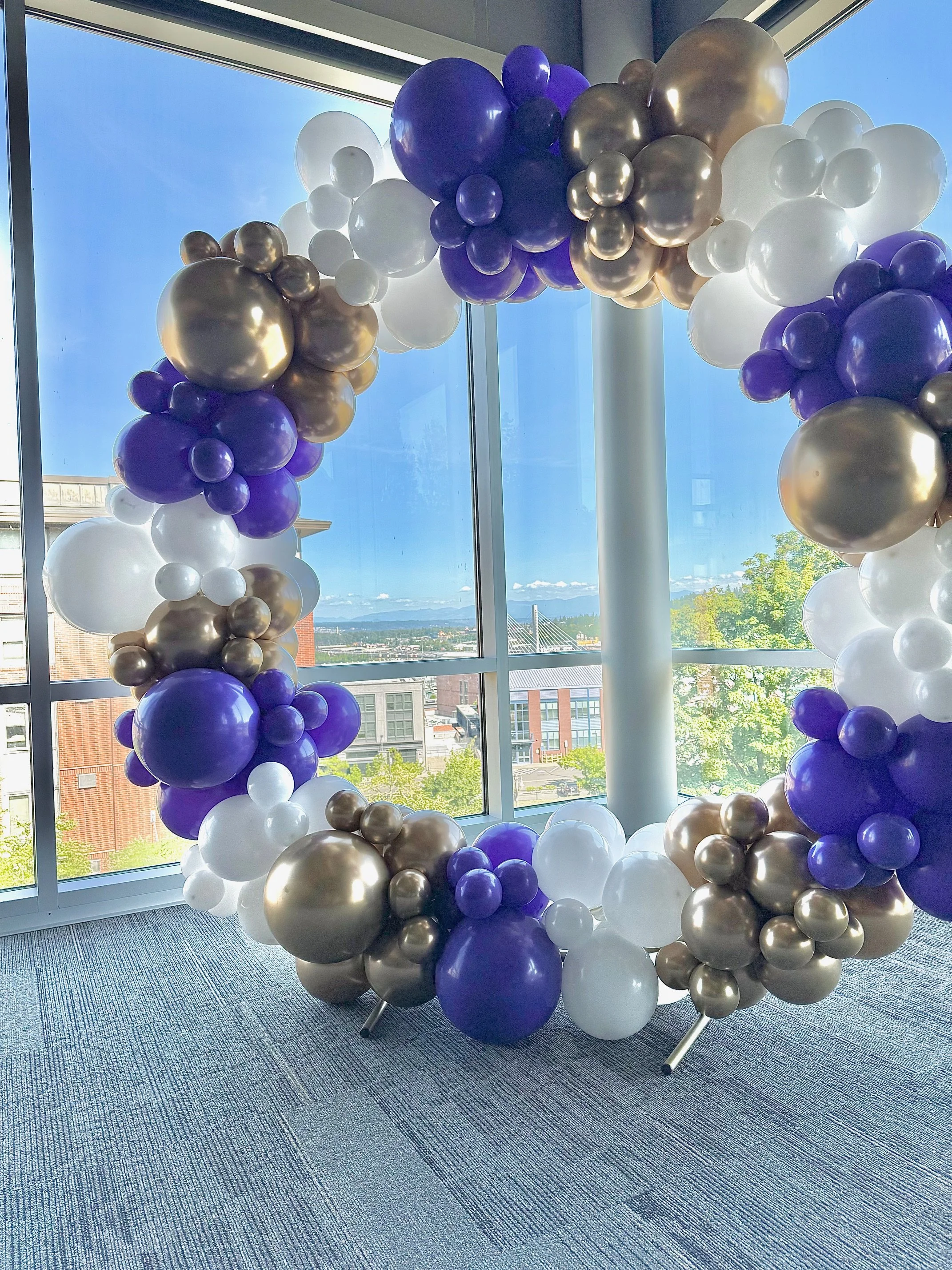 Balloon-decorations-full-hoop-backdrop-purple-white.jpg