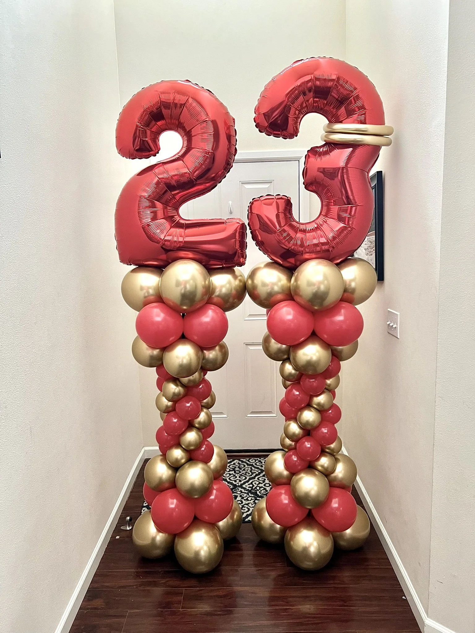 custom-graduation-balloon-arch-designs-puyallup-wa.JPEG