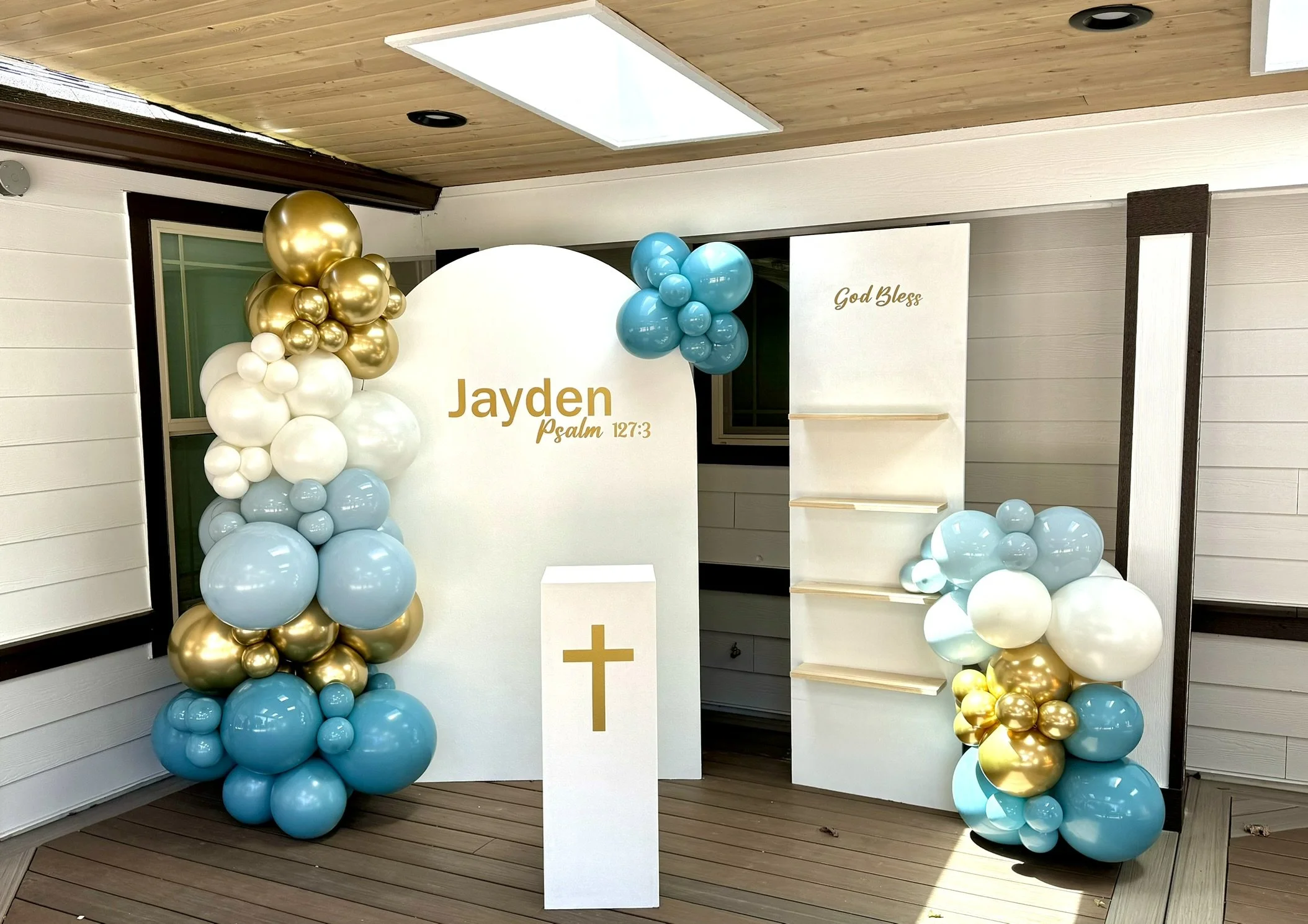 Child-baptism-confirmation-event-decor-tacoma-white-panel-blue-white-gold-balloon-decor-tacoma.JPEG