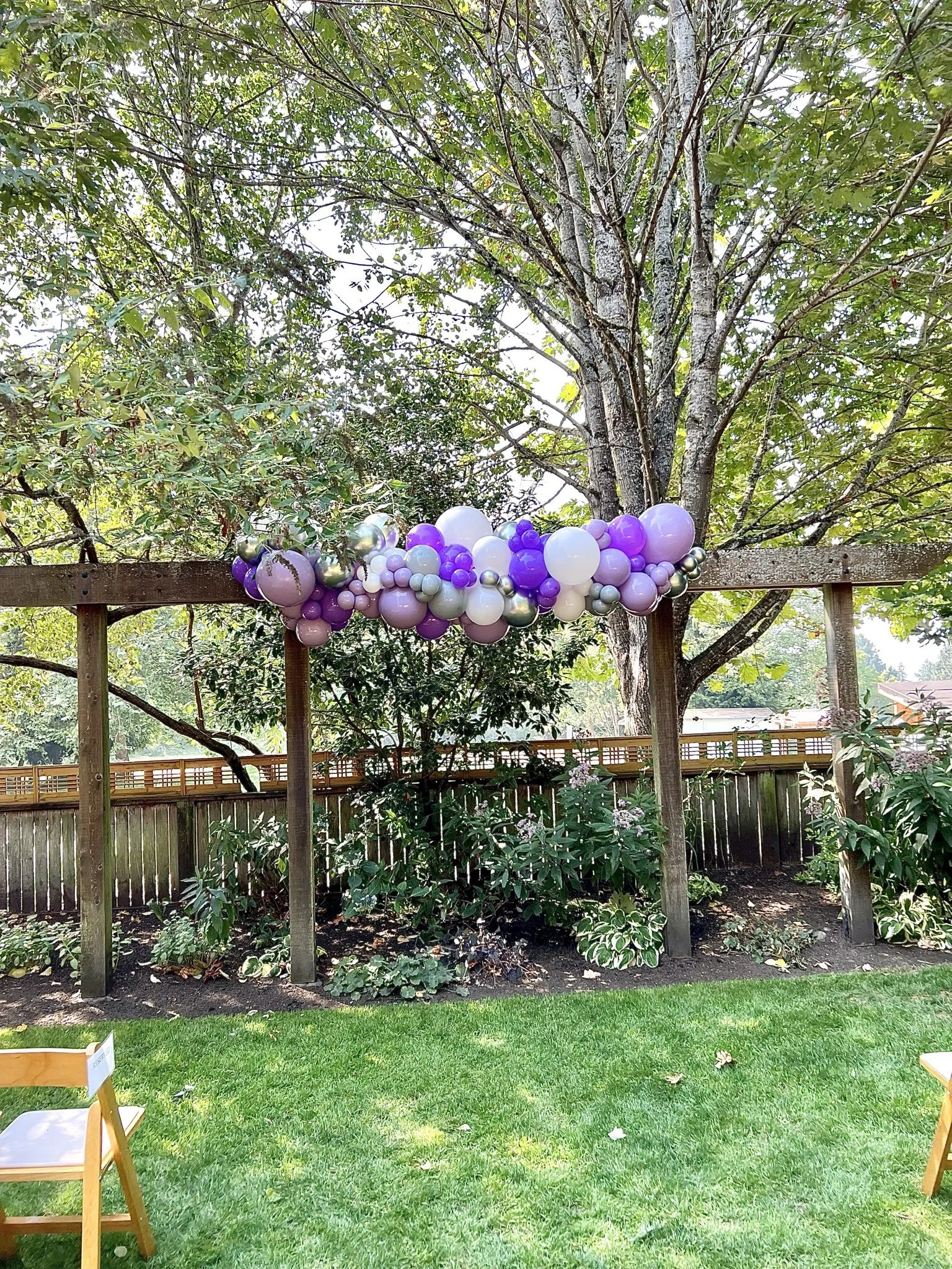 graham-wedding-balloon-garland-purple-white.JPEG