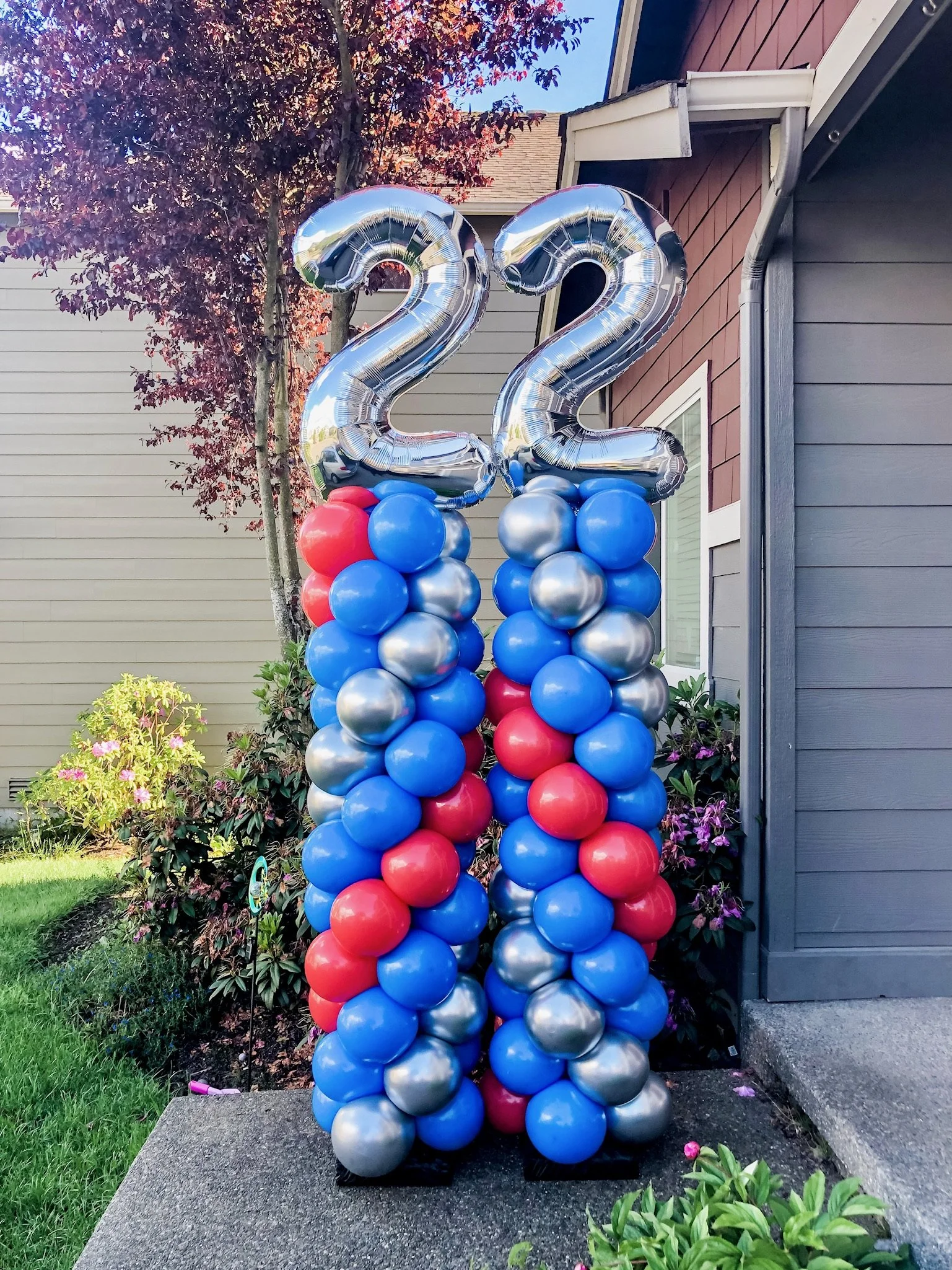 custom-graduation-balloon-arch-designs-puyallup-wa.jpg