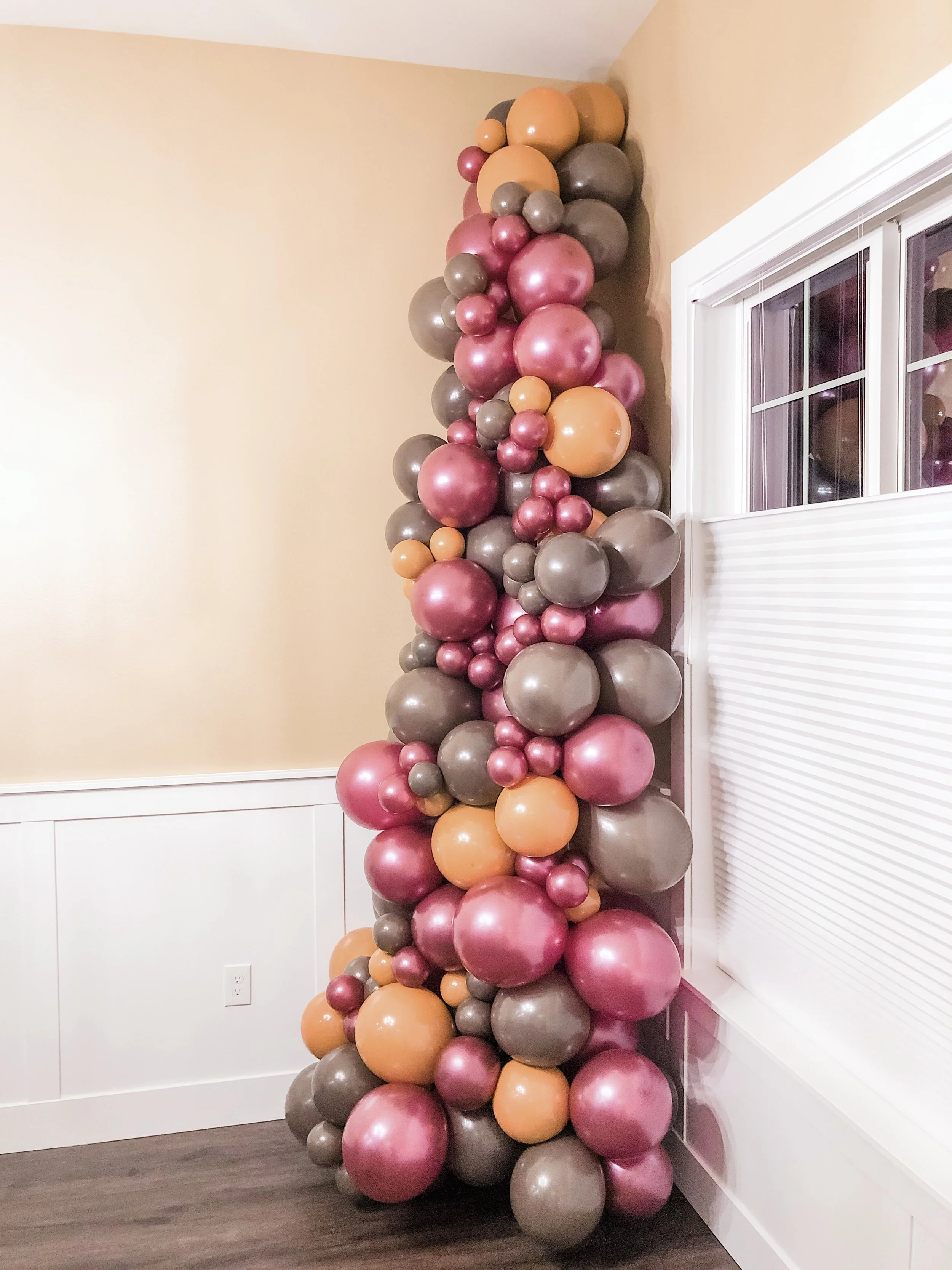 balloon-garland-delivery-to-home-bonney-lake-pink-brown-orange.JPEG