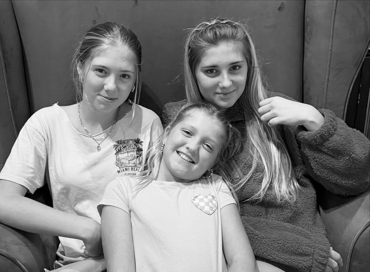 This week of Advent is about Joy &mdash;
not the forced kind,
not the &ldquo;everything feels light&rdquo; kind&hellip;

but the kind that quietly meets you
right where you are.

Even in the messy.
Even in the rush.
Even while you&rsquo;re still look