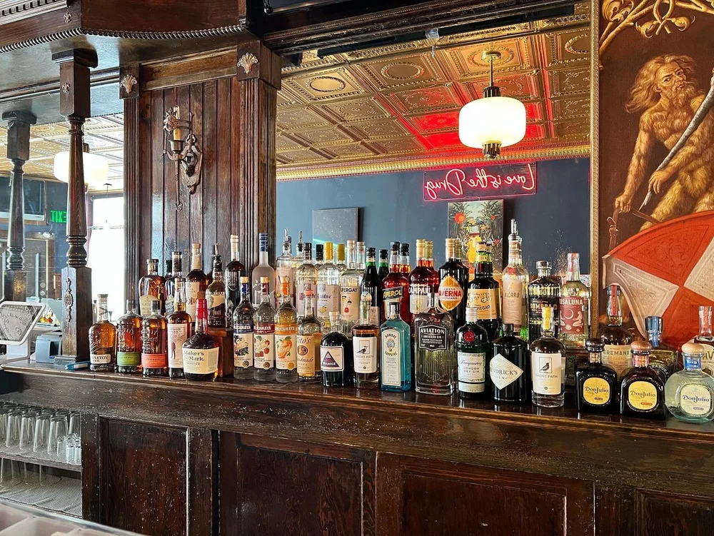 Bar photo 3