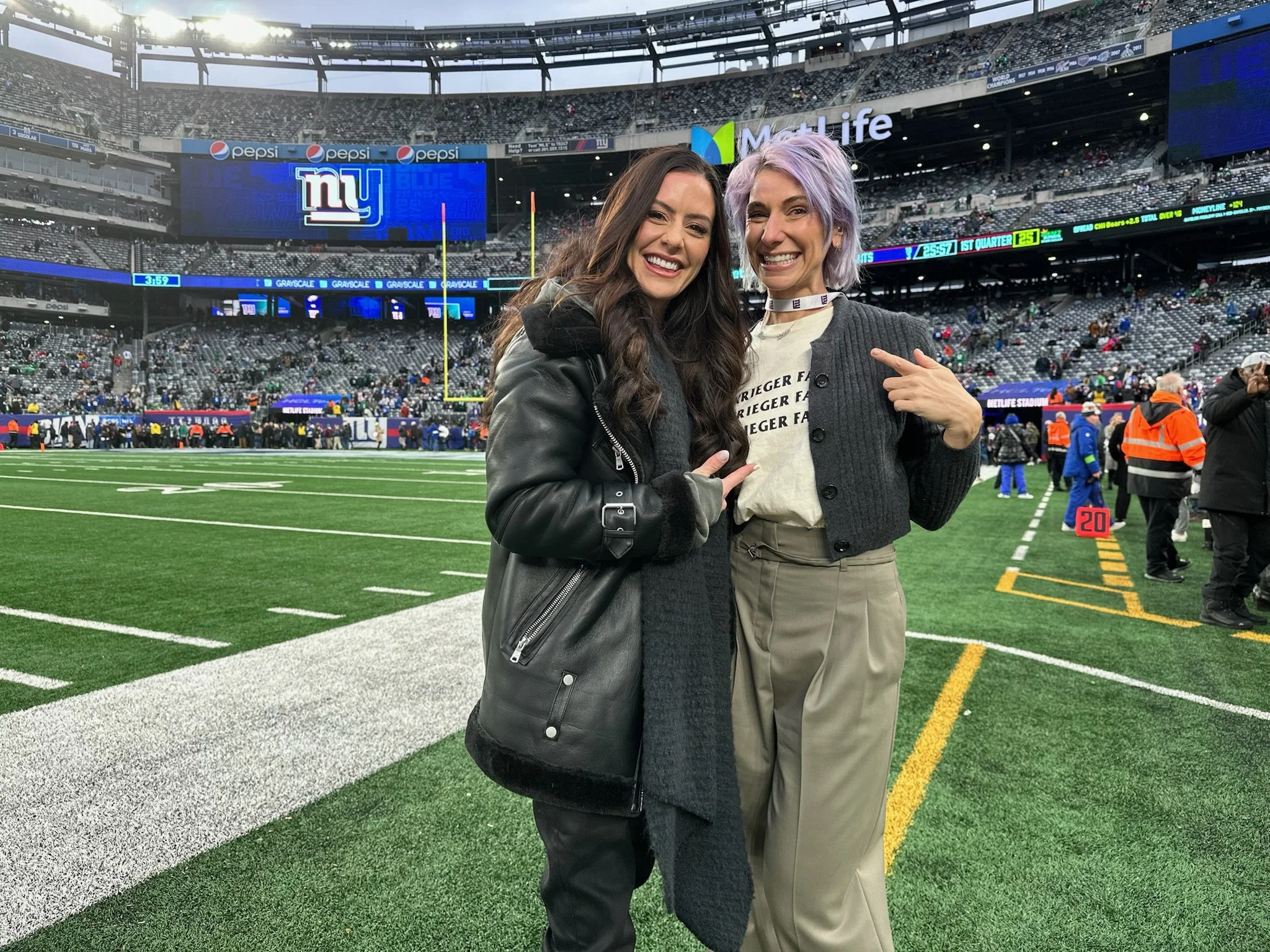 AK & ETS_Sidelines.JPG