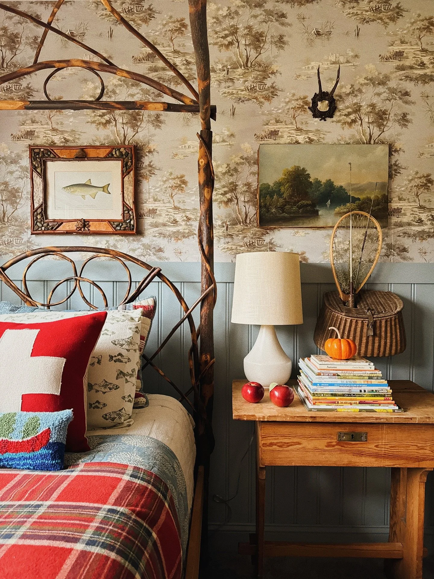 Currently on the boys&rsquo; nightstand is a stack of our favorite children&rsquo;s books for autumn: apples, pumpkins, leaves, harvest season. This stack is the foundation of our fall reading list. Over the next month, we&rsquo;ll be adding our favo