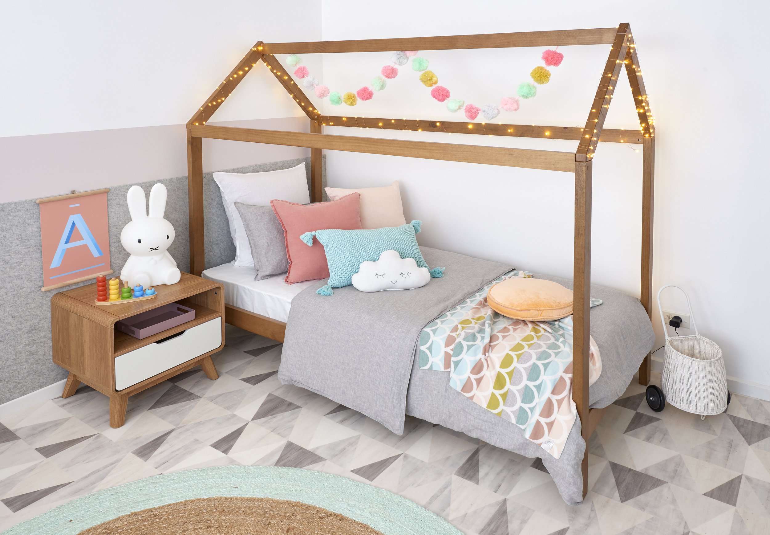 BETTER HOMES AND GARDENS MAGAZINE