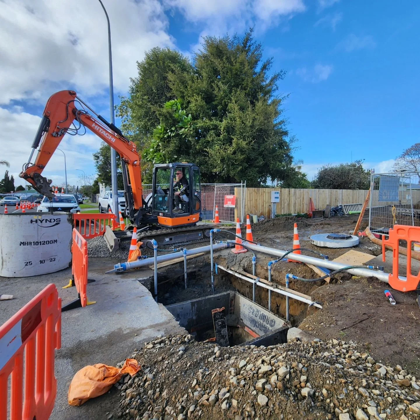 Teamed up with @platinum_earthworks for a few weeks in Gisborne. Good mix of drainage with these 16 town houses - Dewatering, New council connections &amp; Manholes, Stormwater filterra unit &amp; Retention tanks along with all services.