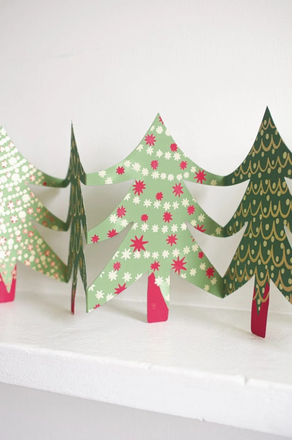 East End Press Christmas Tree Garland-christmastree-garland 2.jpg