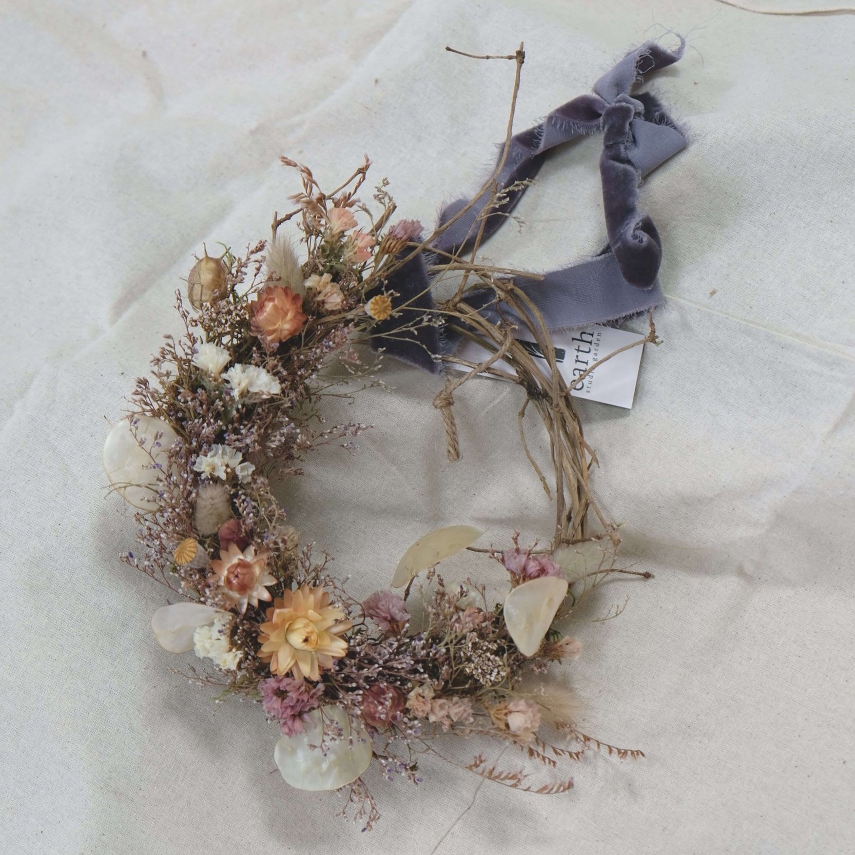 Earth+Studio+Garden+Dried+Floral+Wreath+5.jpg