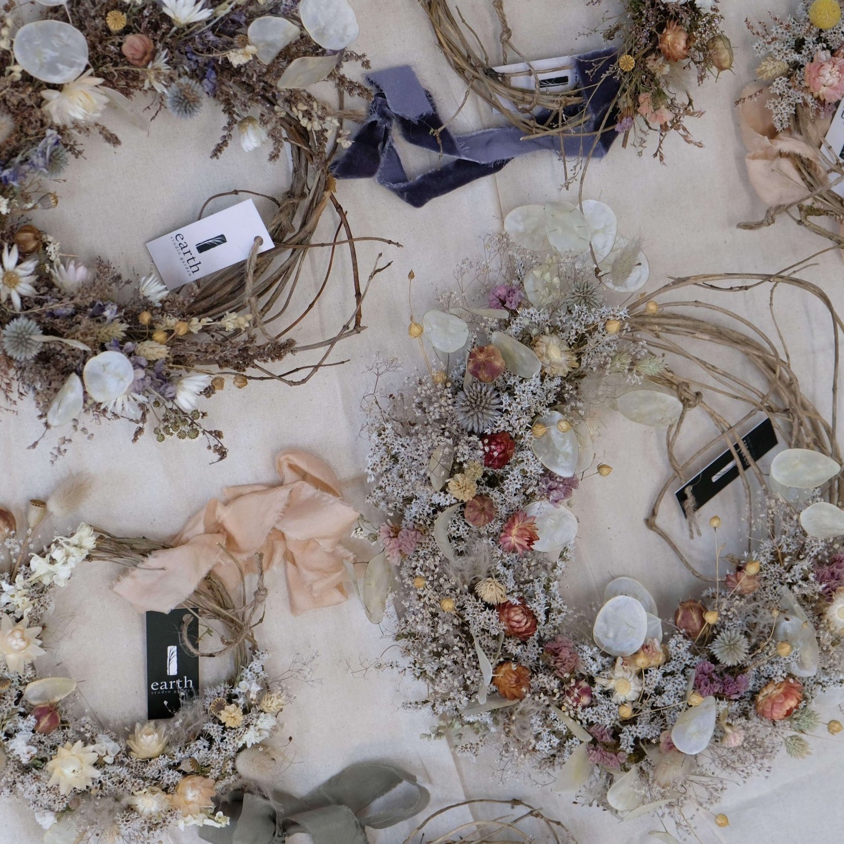 Earth+Studio+Garden+Dried+Floral+Wreath+7.jpg