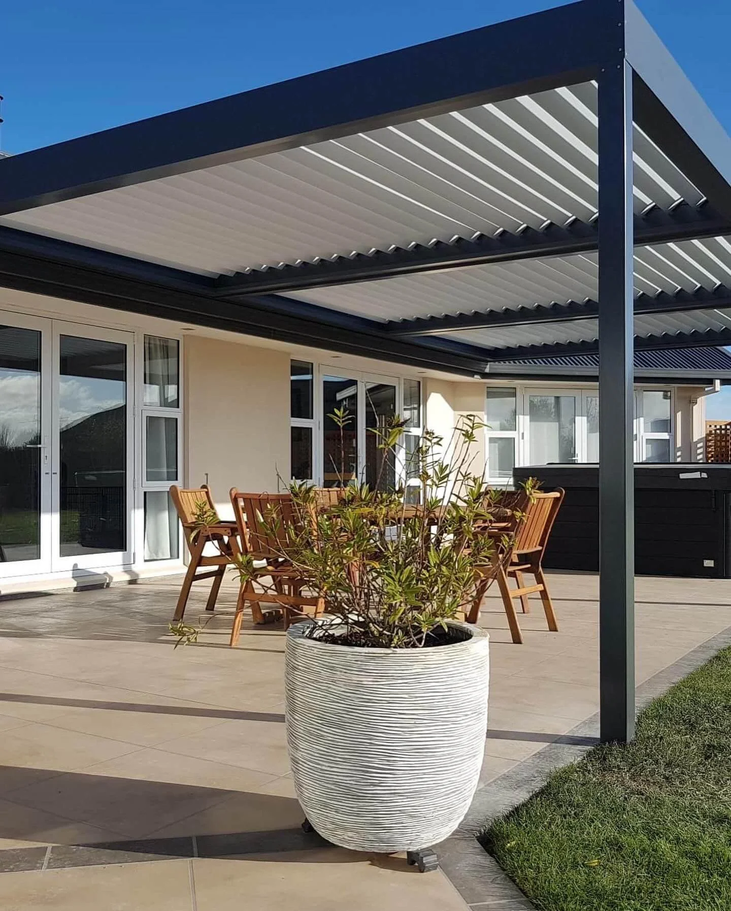 Outdoor Shade Solutions NZ 🌦️ Outdoor Patio Sun Shades