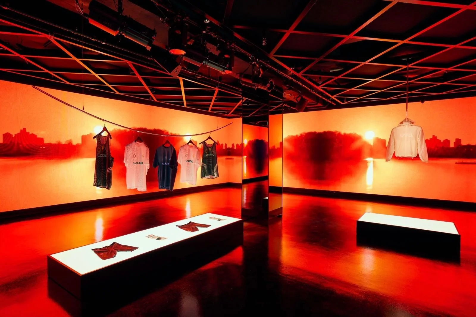 UVU POPUP STORE 26' | LONDON 