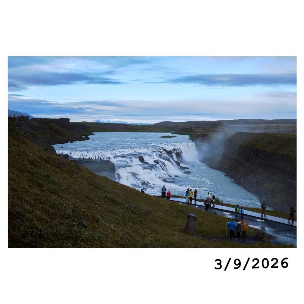 Beginning of an EXO journey 

#iceland #leicam11