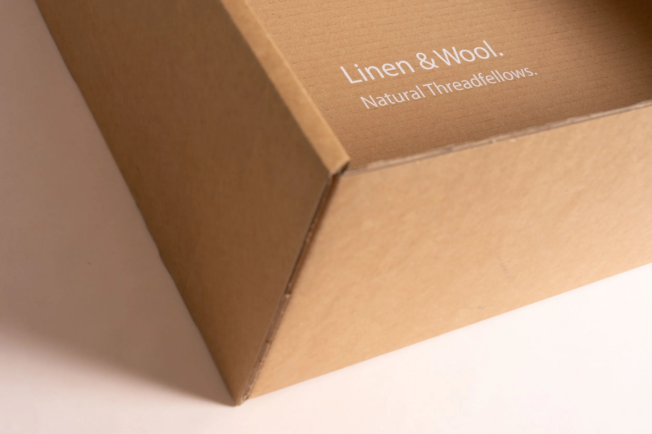 Corrugated Shipping Box for Fashion