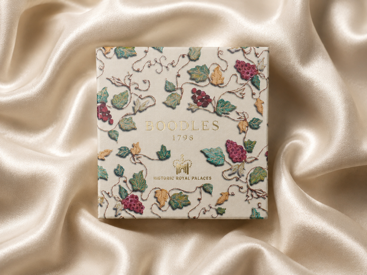 Boodles flower show jewellery packaging