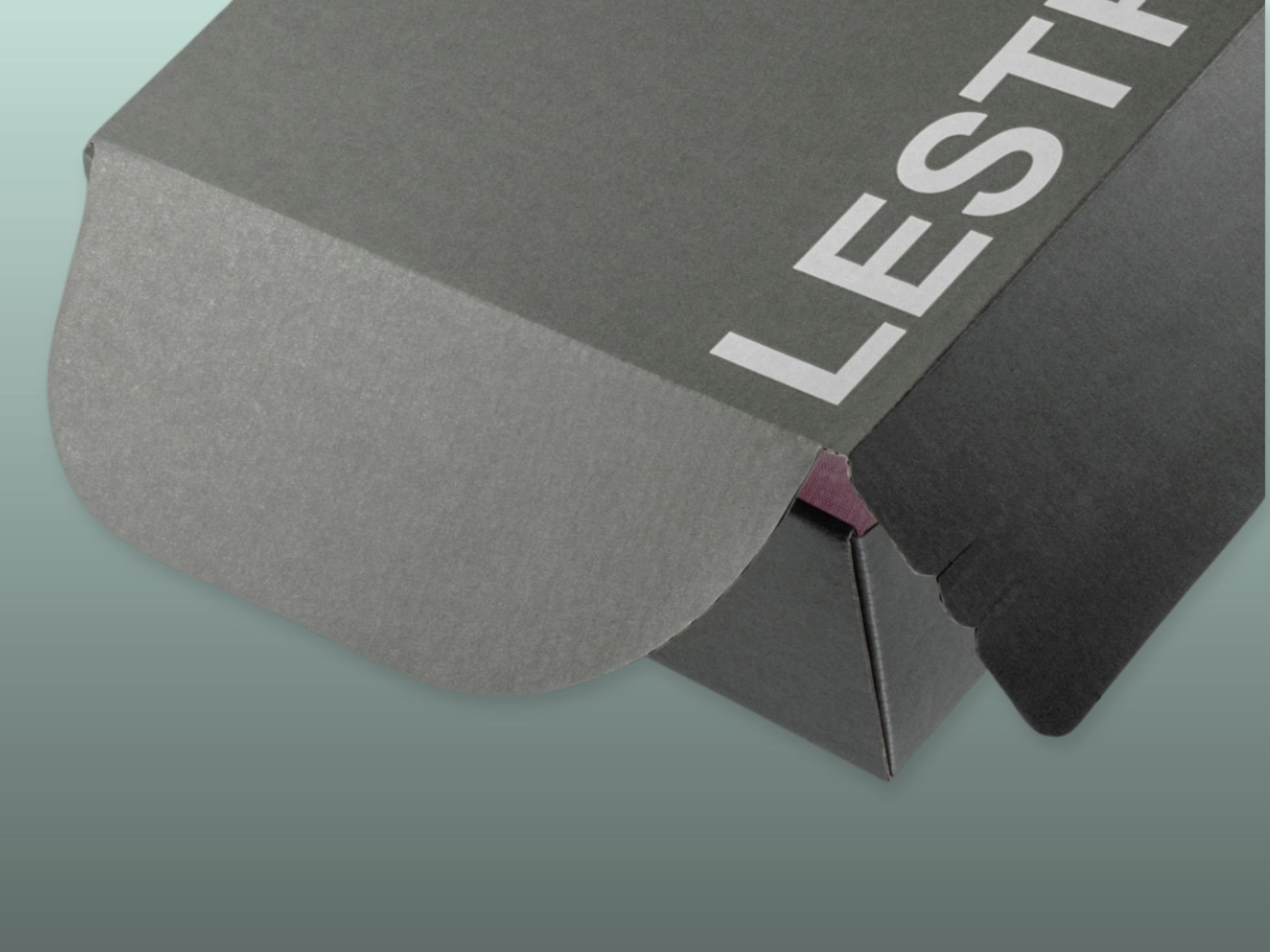 L'Estrange corrugated box | Apparel packaging