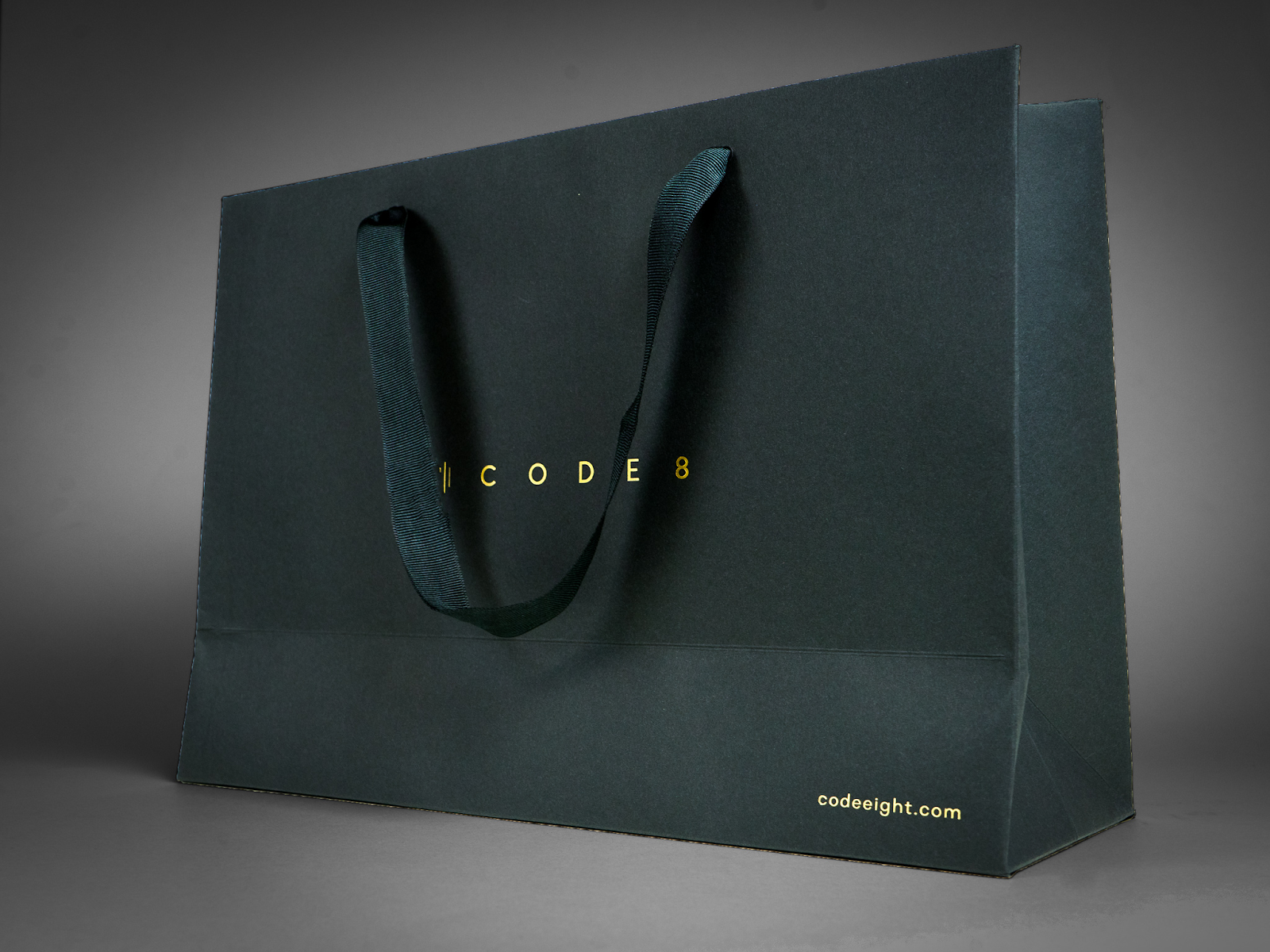 Code8 Beauty luxury bag