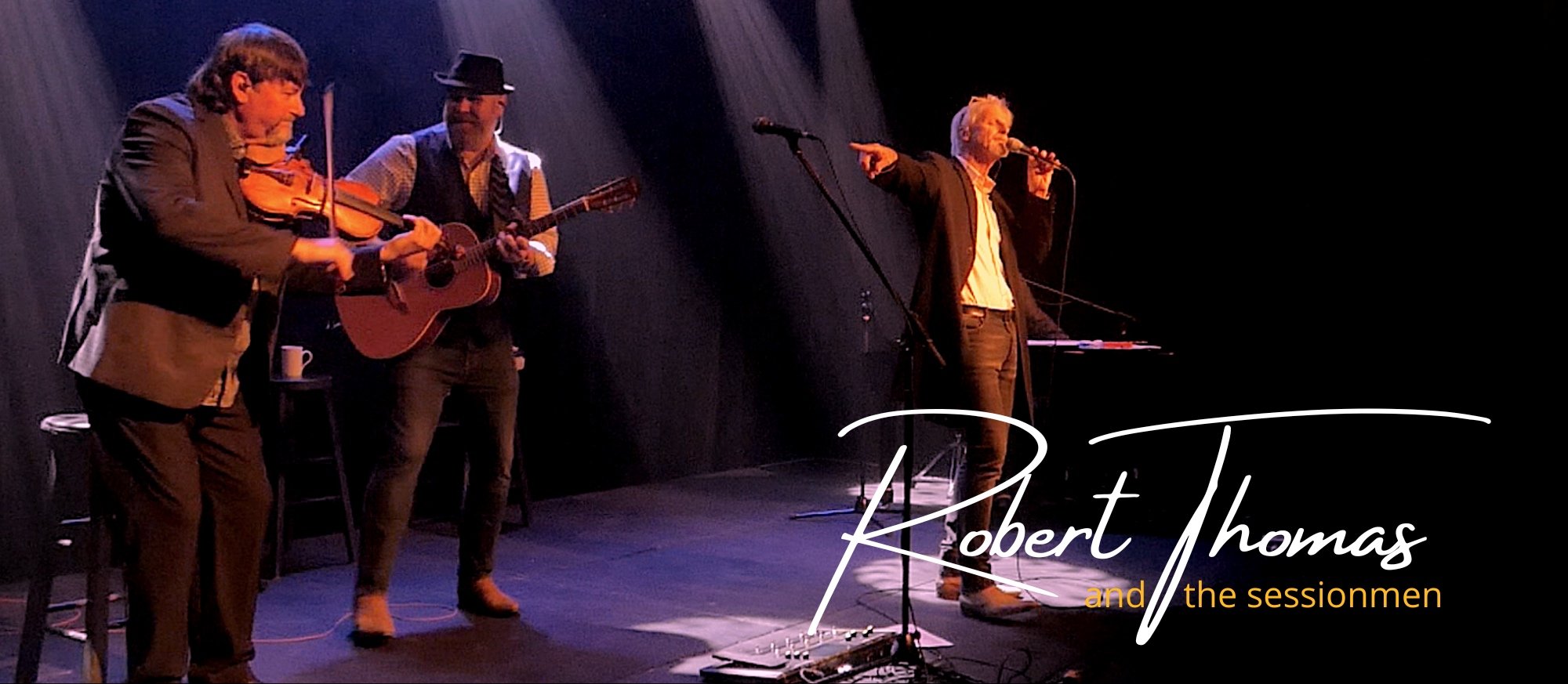 Robert Thomas and the sessionmen PHOTO - LS.jpg