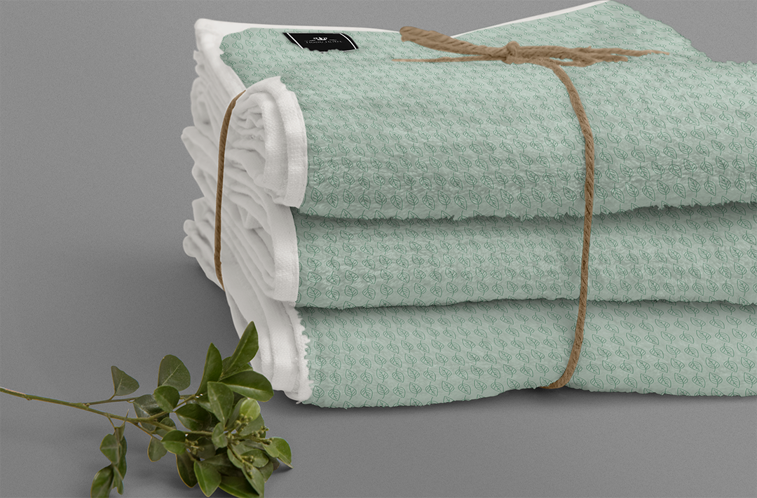 HonuHotel_BeachTowel_SmallCopy.png