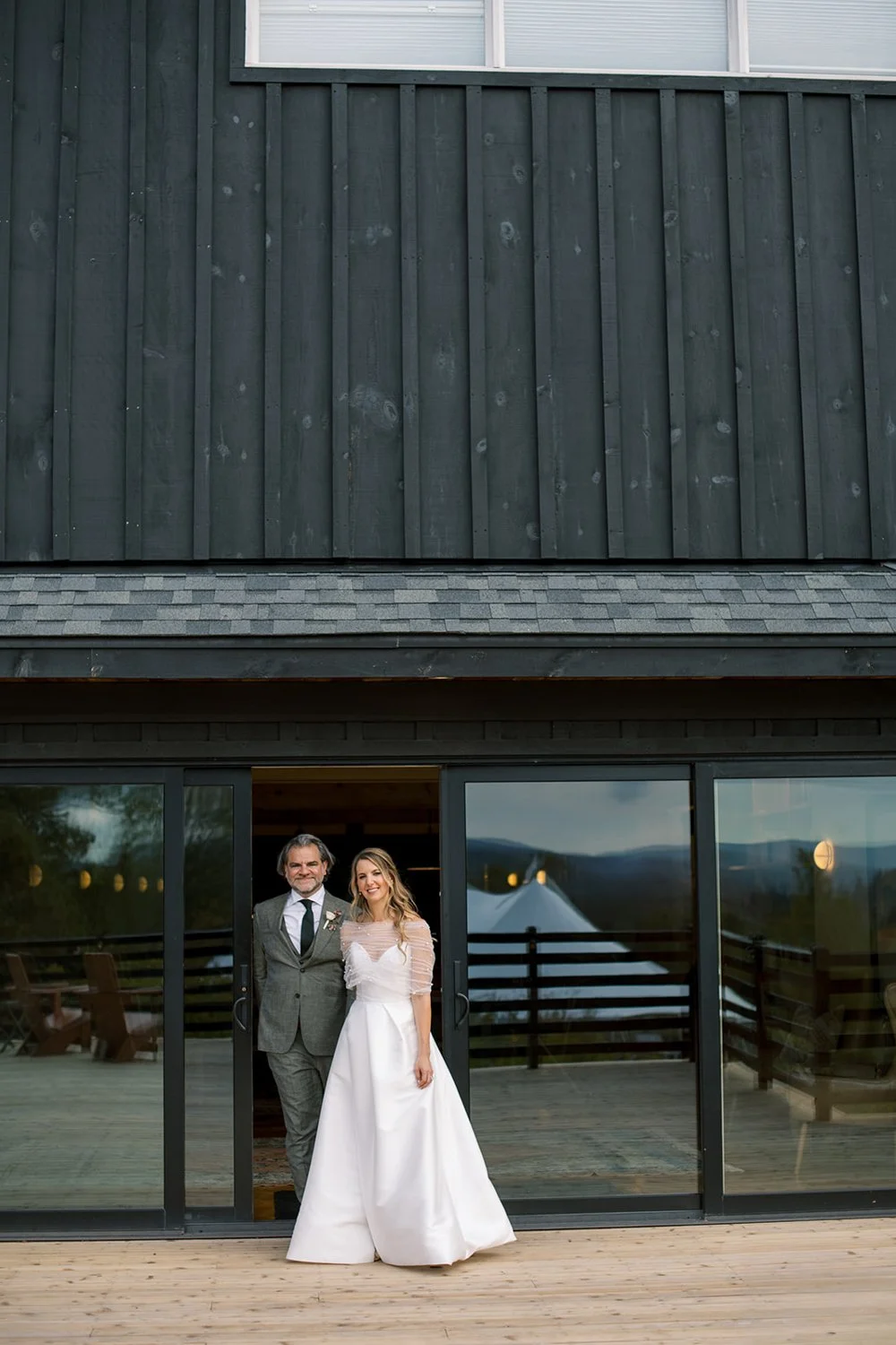 2025.41-Scribner'sLodge-CatskillsWedding-OliviaChristinaPhoto-9.jpg