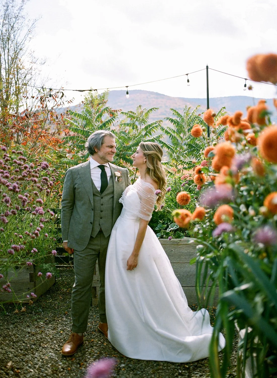 2025.41-Scribner'sLodge-CatskillsWedding-OliviaChristinaPhoto-36.jpg