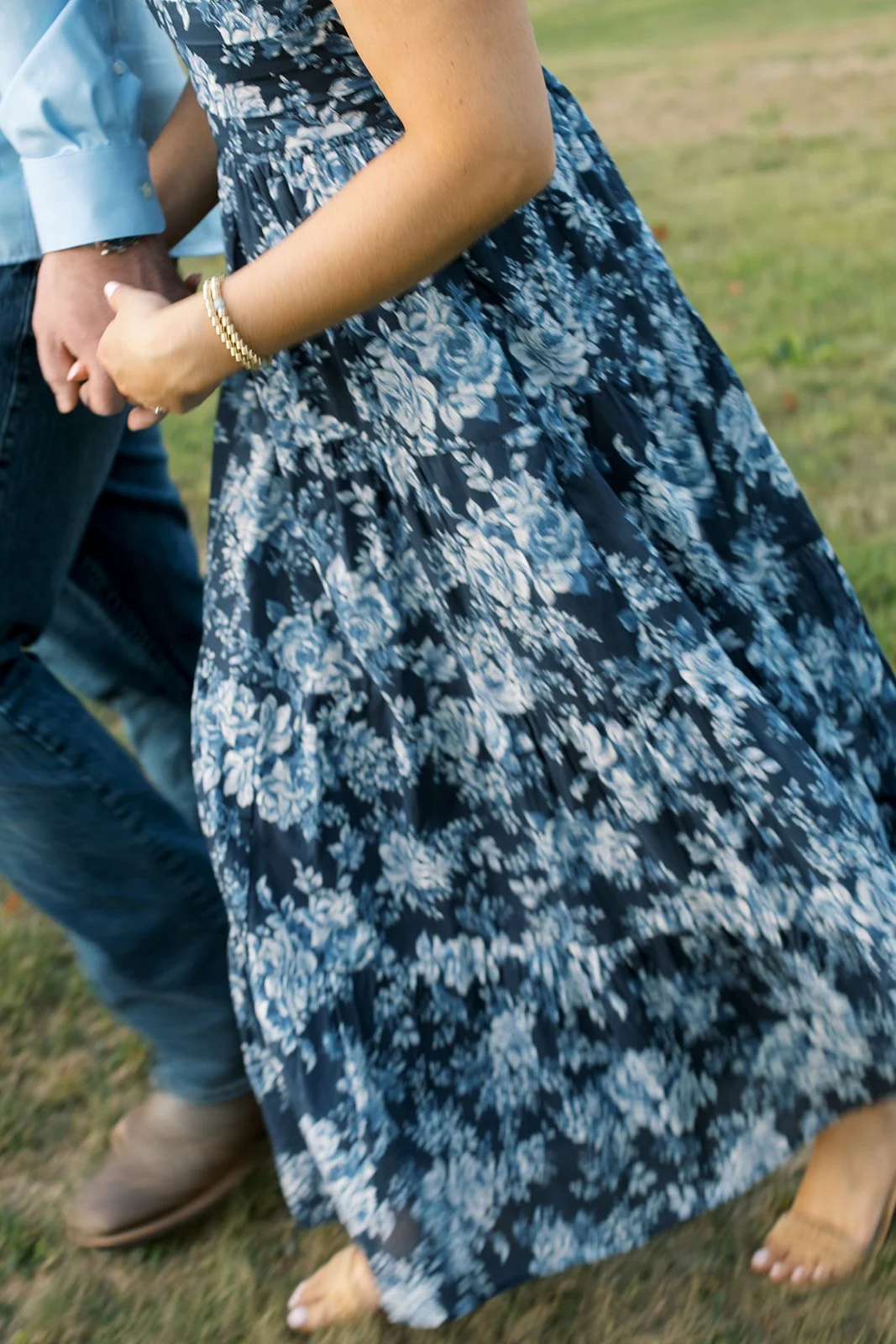 Waveny-Park-Engagement-OliviaChristinaPhoto2.jpg