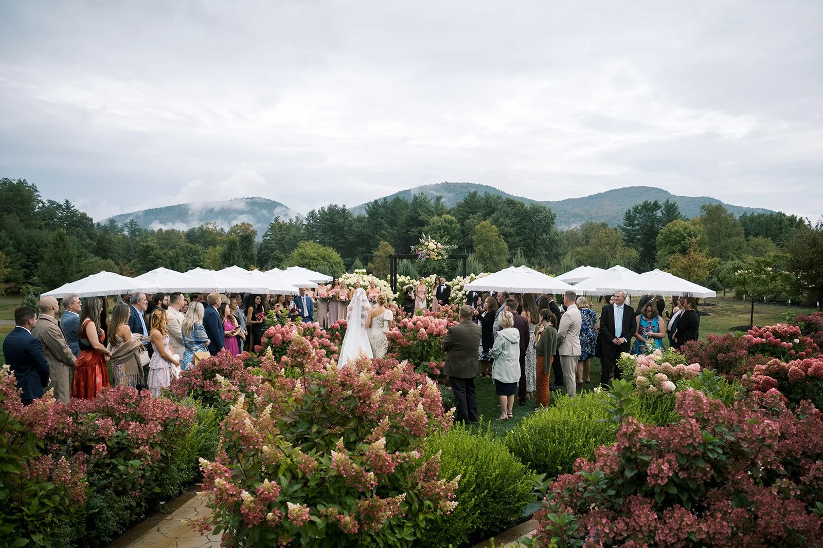 ThePromiseGardens-Wedding-OliviaChristinaPhoto00035.jpg
