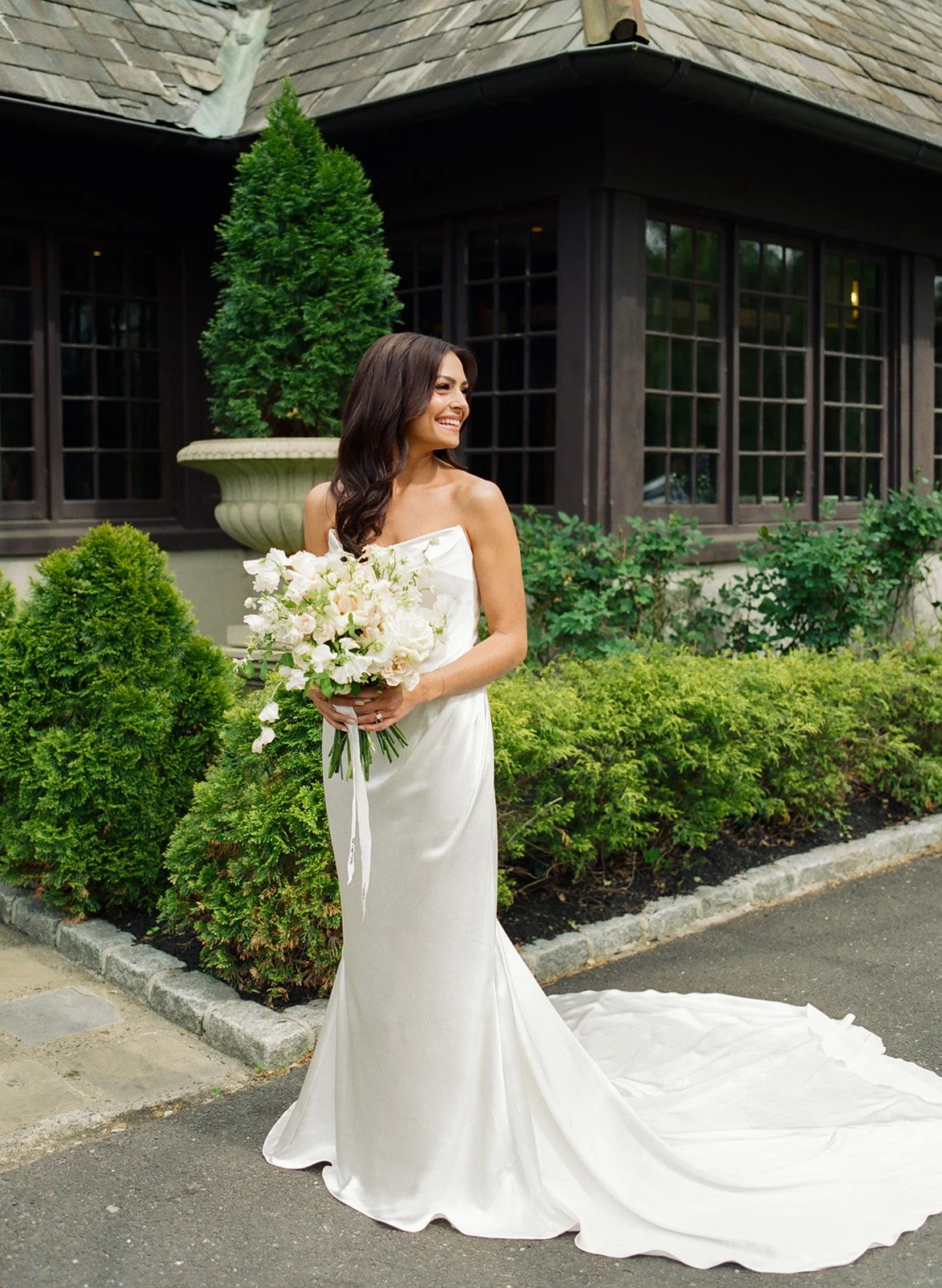 2026.12-HotelDuVillageWedding-GinaJeff-OCP-1087.jpg
