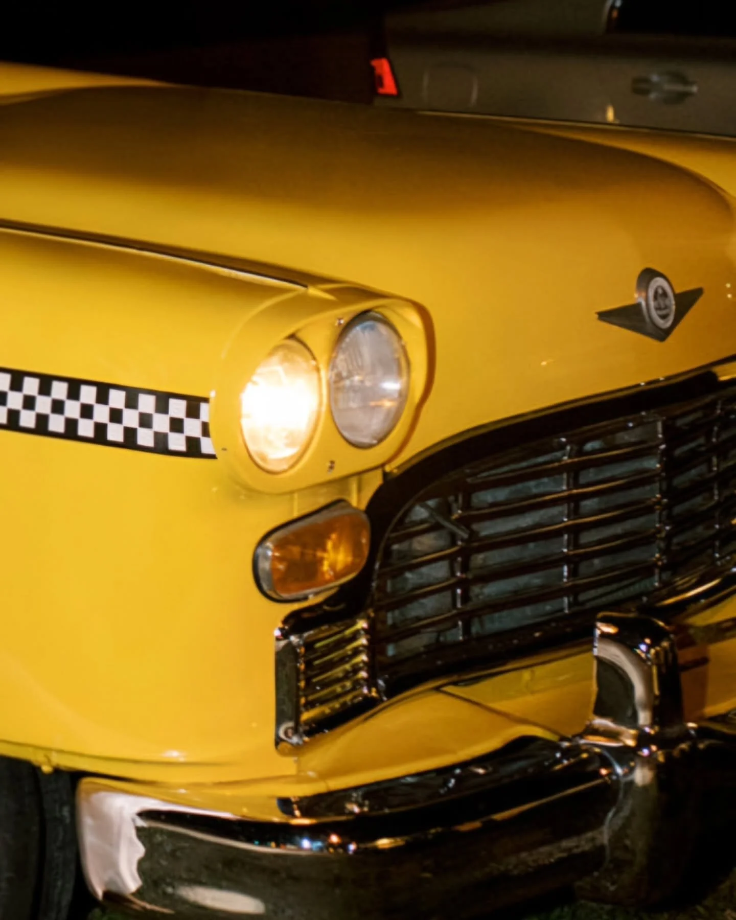 A classic New York taxi was such a fun late night photo opp at Jess and John's wedding! And the cute party dress Jessica changed into matched the vibes perfectly!