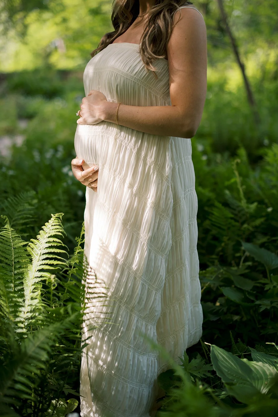 2026.15-MaternitySession-CrossEstateGardens-OCP-5.jpg