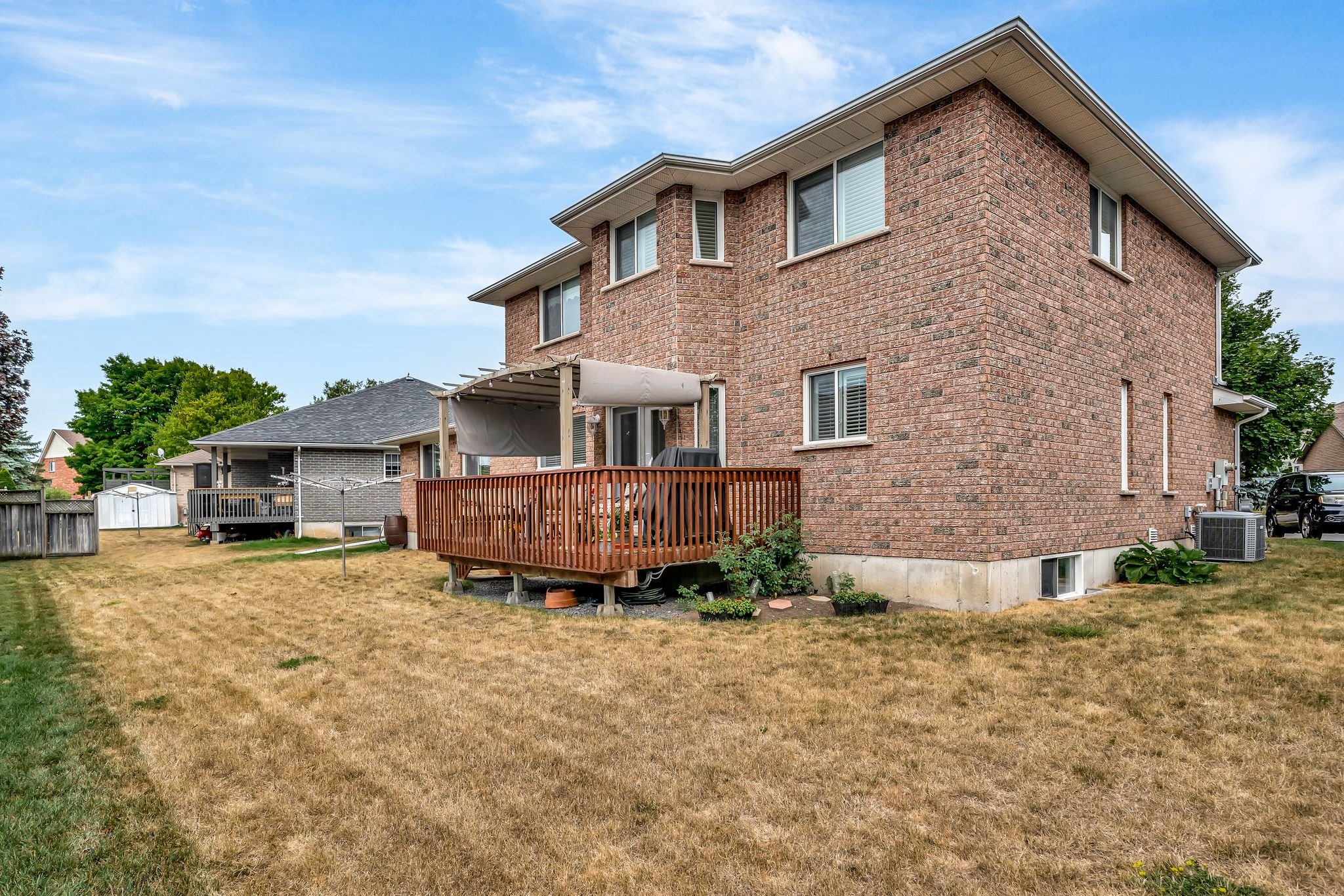 52-8 Linden Ln Belleville, ON.jpg