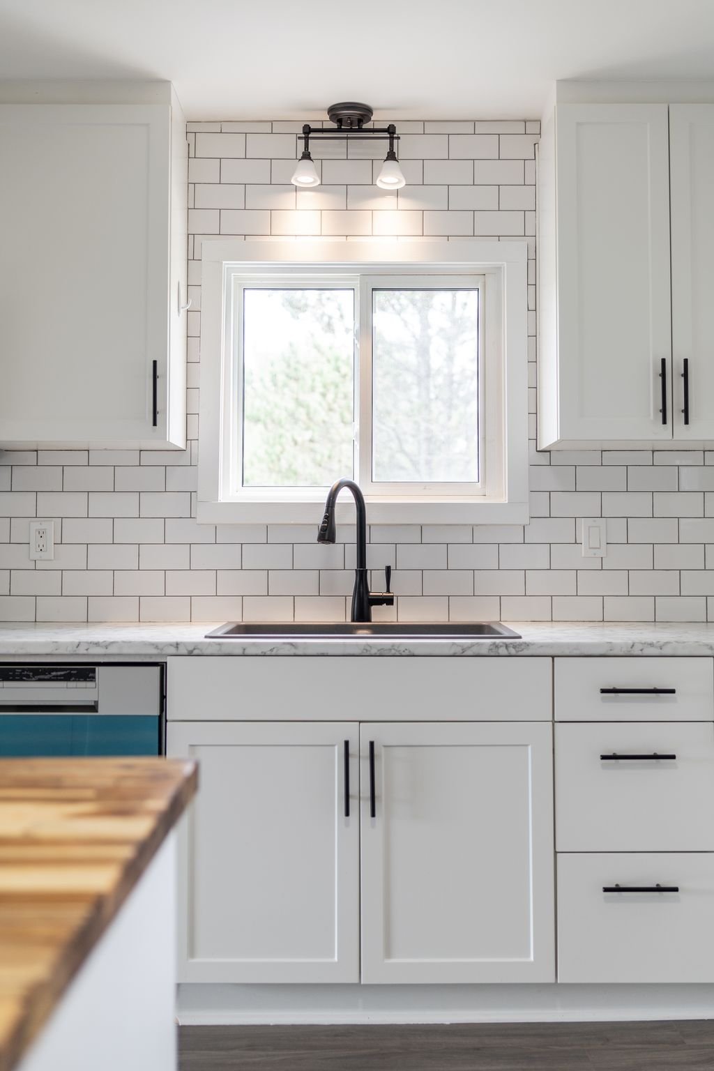 37-96 Hungerford St Tweed, ON.jpg