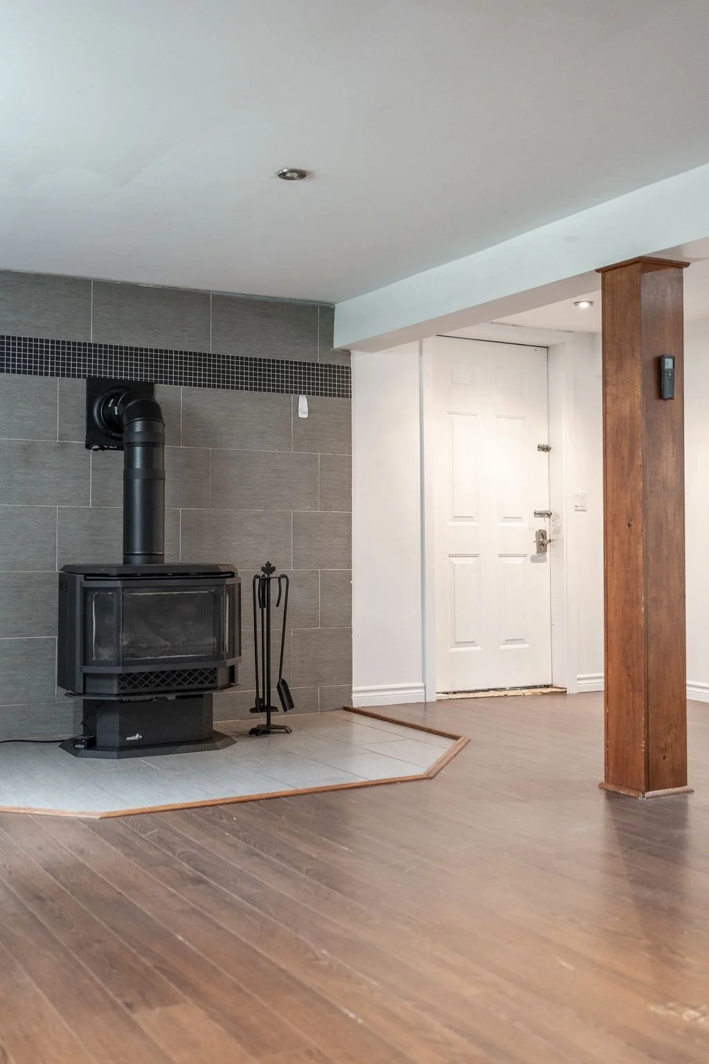 57-96 Hungerford St Tweed, ON.jpg