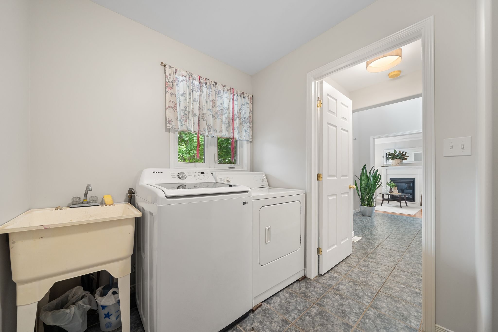 46-8 Linden Ln Belleville, ON.jpg