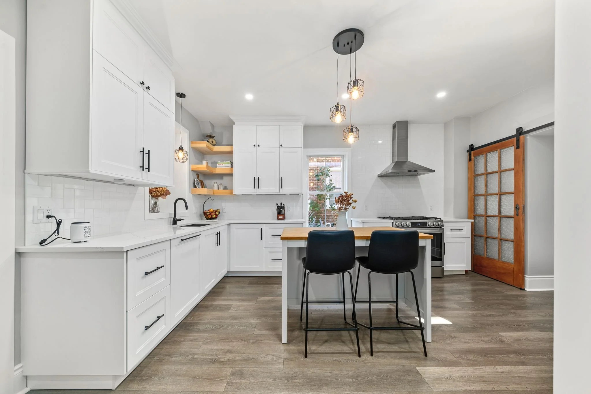 30-6 Hillside St Belleville, ON.jpg