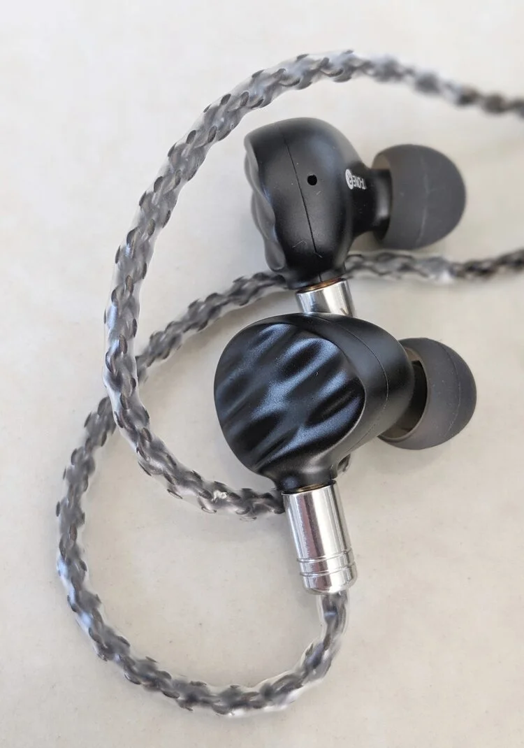 ヘッドフォン+イヤフォン wg t-one WG T-One Review — Audiophile ON