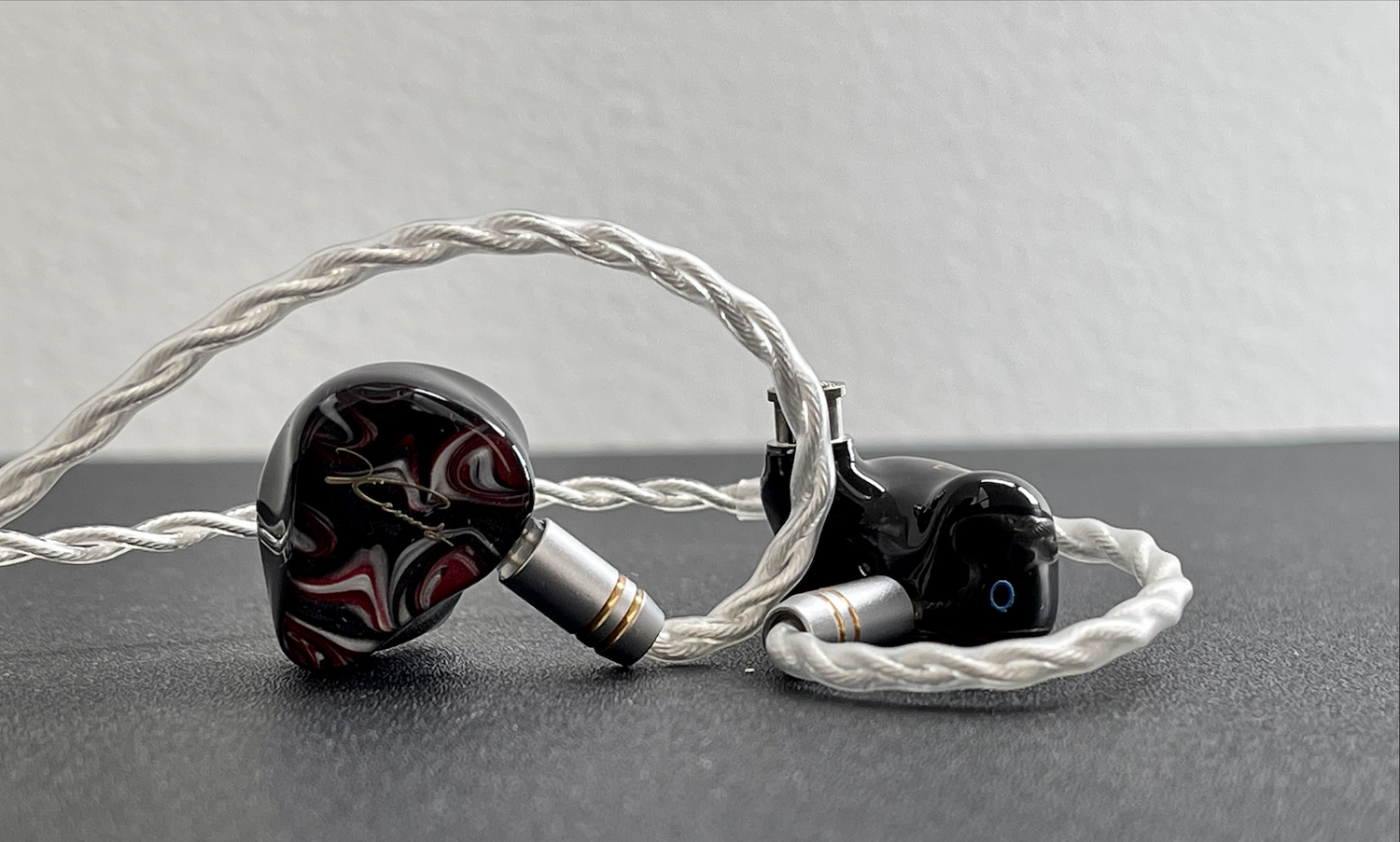 The 12 Best Earbuds for Bass 2023 Basshead IEM List — Audiophile ON