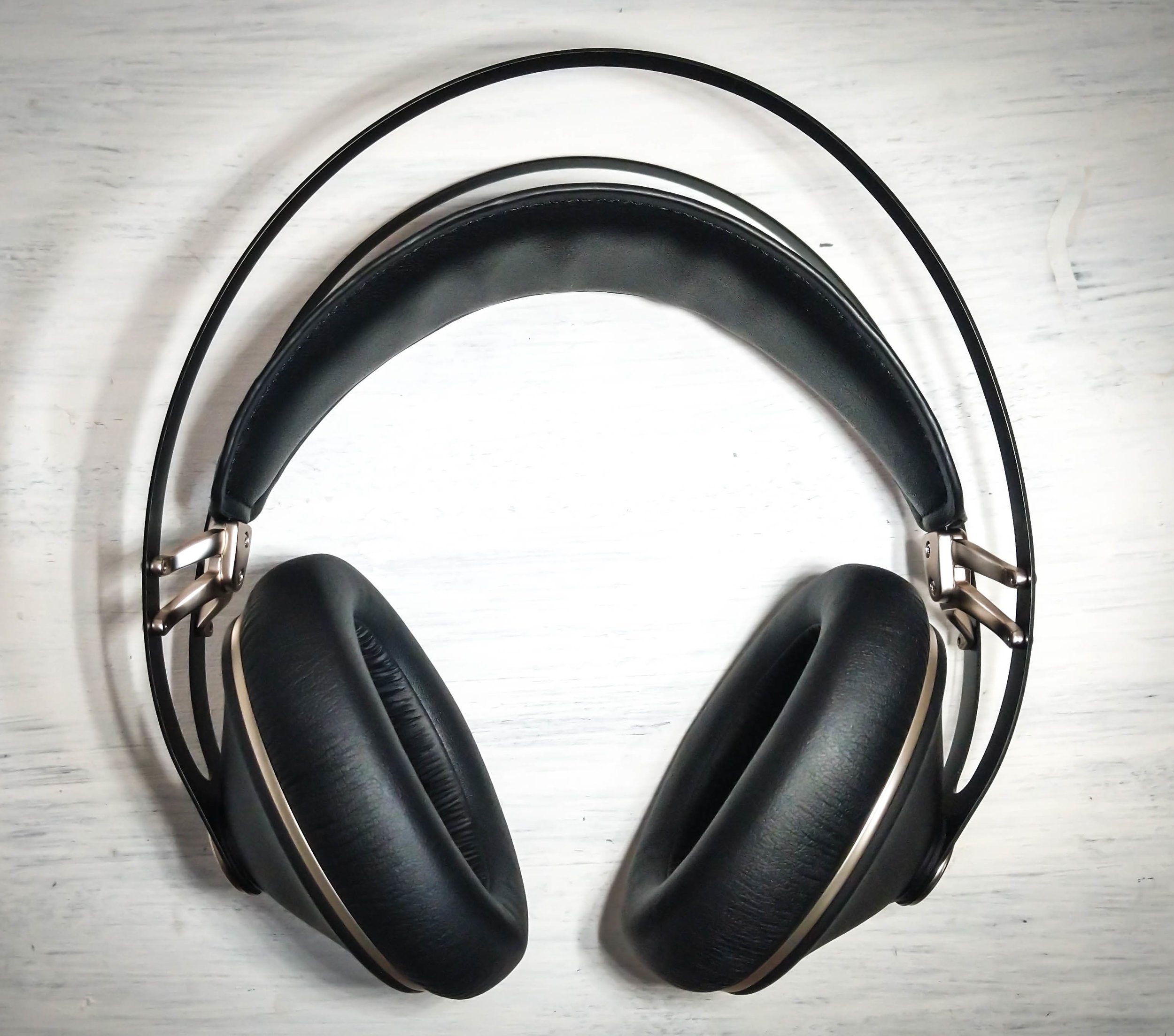 Meze 99 Neo Review: Over Ear Headphones — Audiophile ON