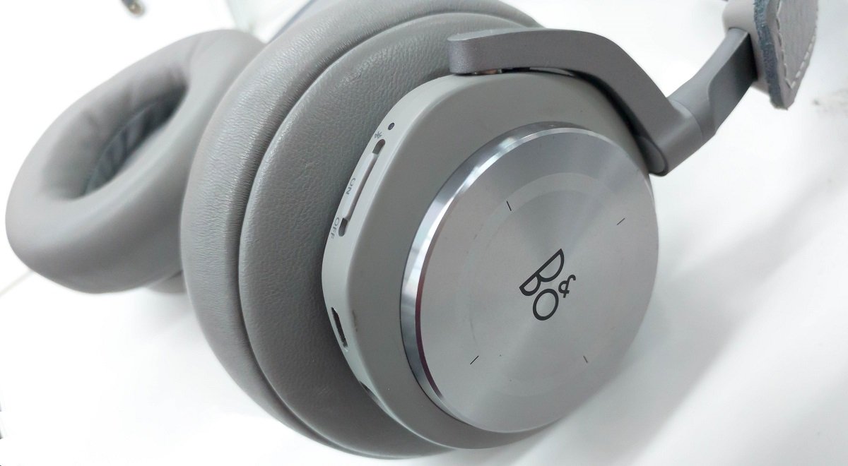 B&O Beoplay H7 Wireless By bang & Olufsen Headphone Review