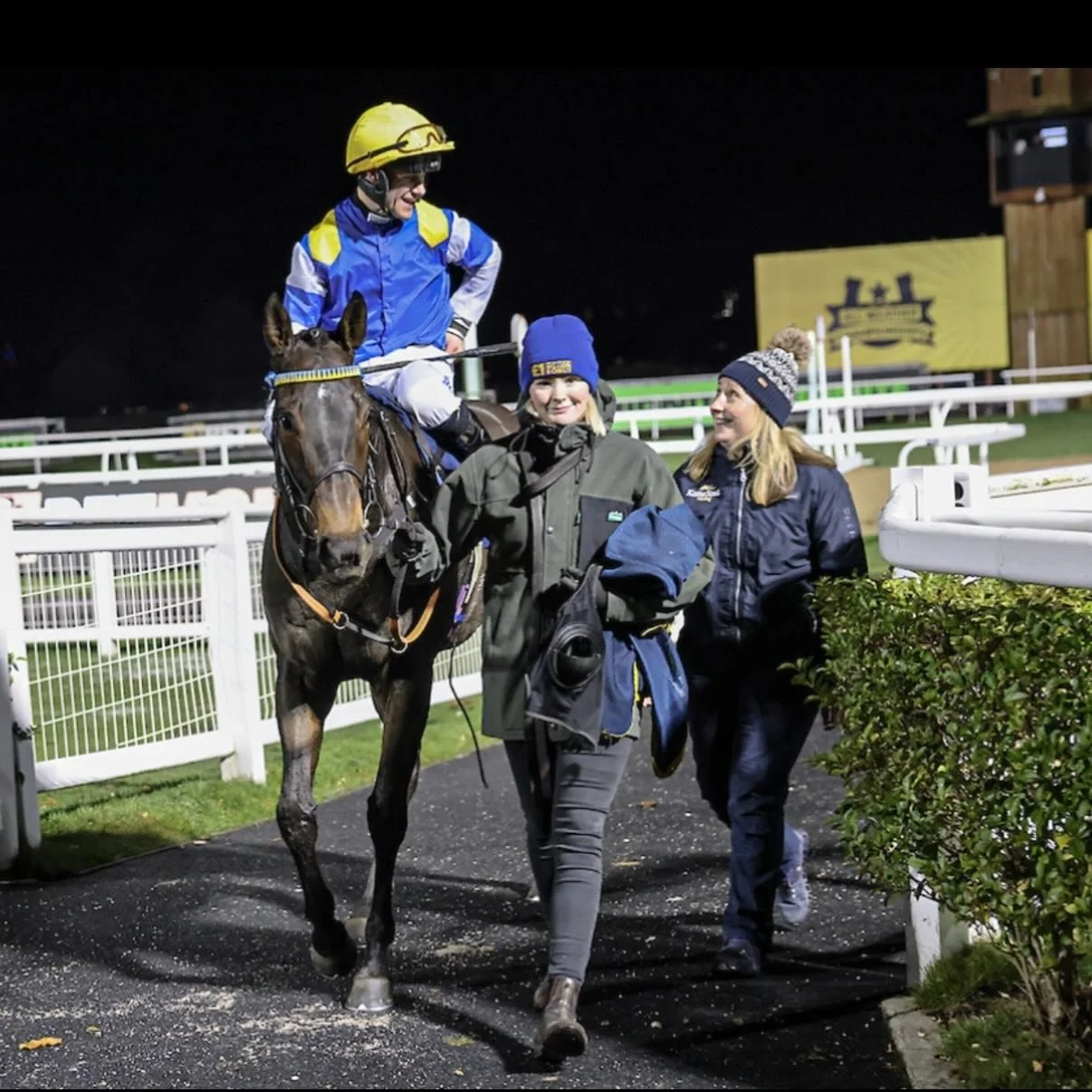 Some pics from the winners at the end of the week 🥇🥇

@makingheadwayracing_