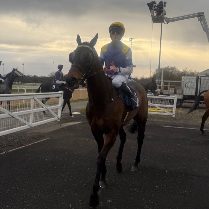 Concert Boy 4th 

Our winter superstar is now off on his holidays after another great run.

A solid winter with some amazing prize money both on the course and in the Arc Bonus Scheme. 

Great team effort 🌟 
@makingheadwayracing_