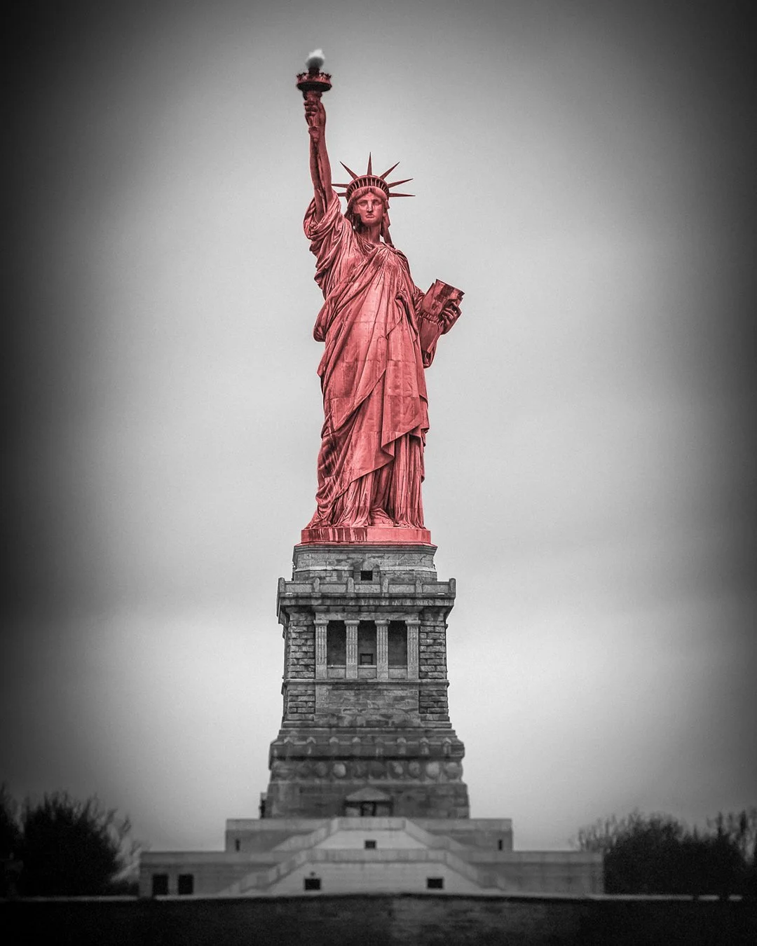 STATUE OF LIBERTY IN 1.jpg