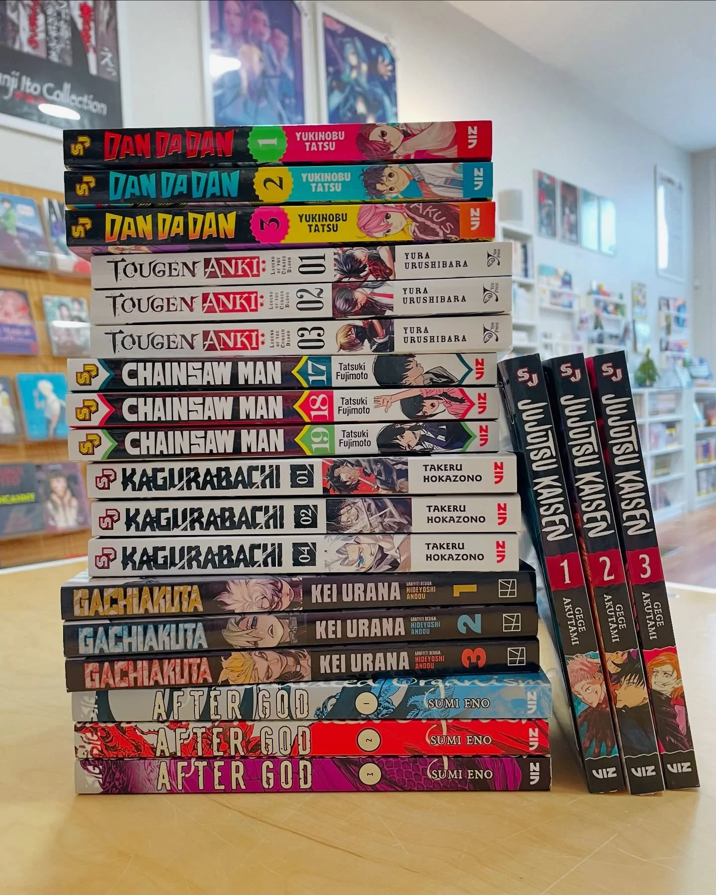 🚨🚨🚨Bundle sale this Saturday, Dec 13th! Bundle Up + Save! Buy 3 or more volumes of ANY one series and get 10% off each book (including used books!) Volumes do not need to be sequential!!!&nbsp; Any &ldquo;bundles&rdquo; you put on the pull list on