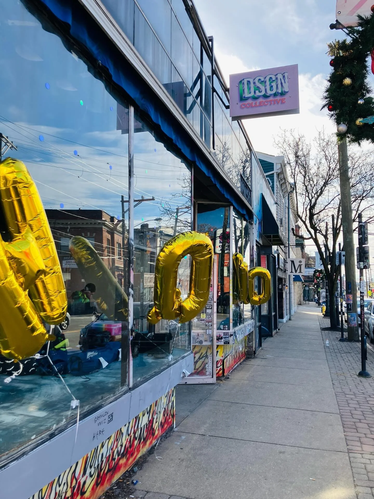 Manga Manga is at @dsgn_cllctv HQ 11th HR Market today 11AM -4PM! STORE ALSO OPEN 1PM - 5PM🤗

DESIGN COLLECTIVE
HQ MARKET&nbsp;
ELEVENTH HOUR EDITION
(Support local! Tons of vendors, music, fun)
12/21/25 (11am - 4pm)
4150 Hamilton Ave 

WE HAVE GIFT