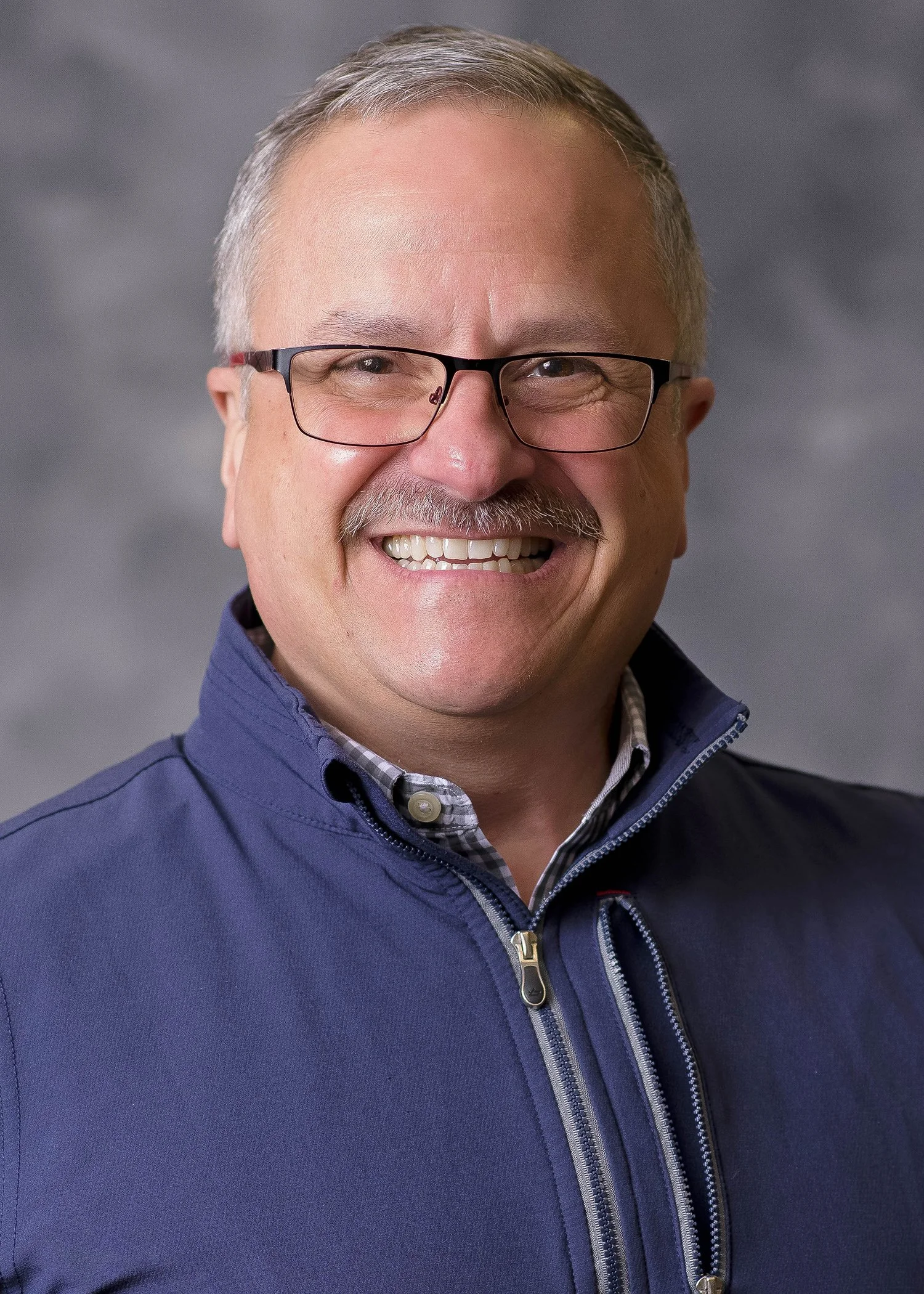 DelPrince headshot 2022.jpg