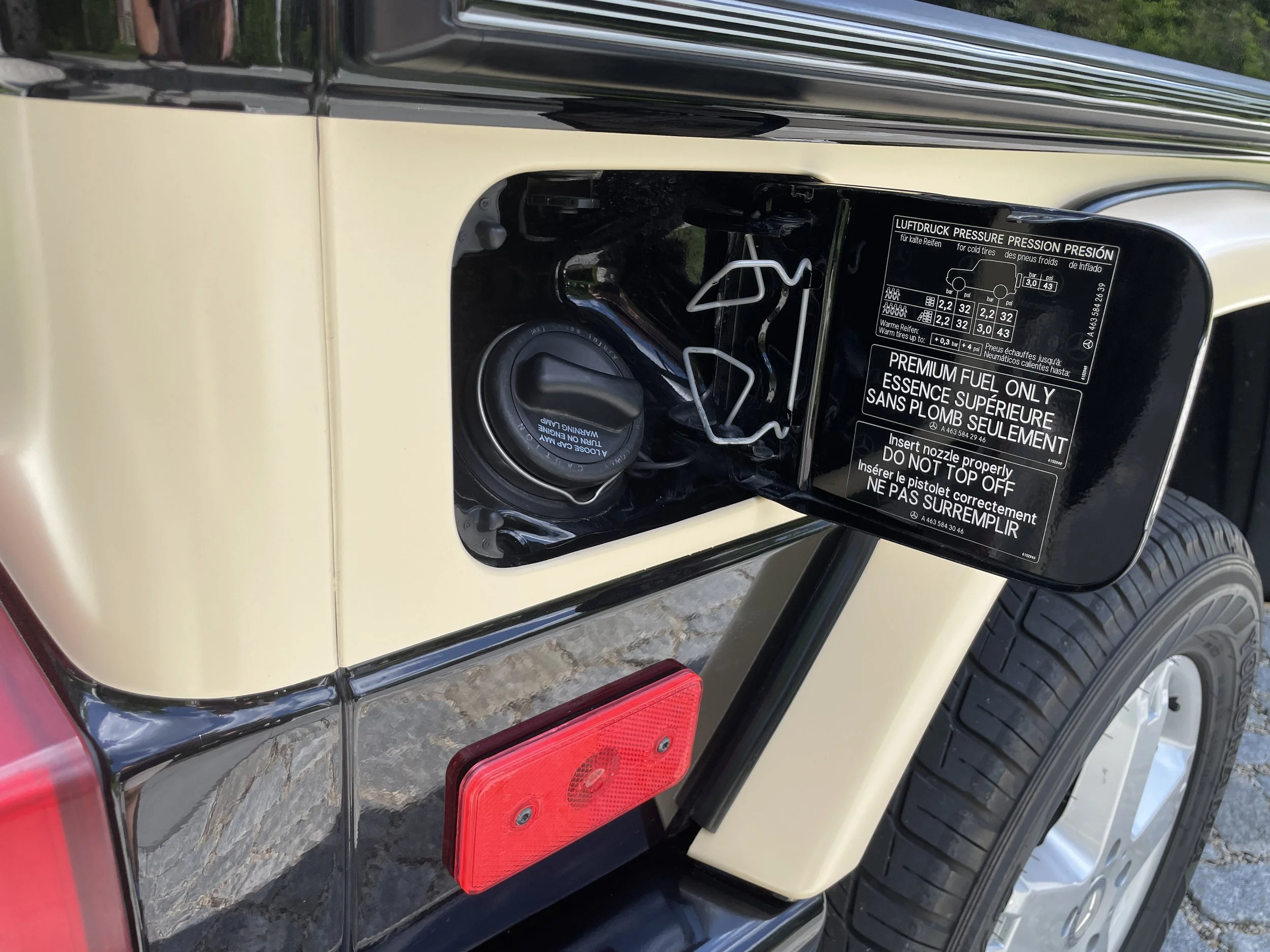 128 Gas Door.JPG