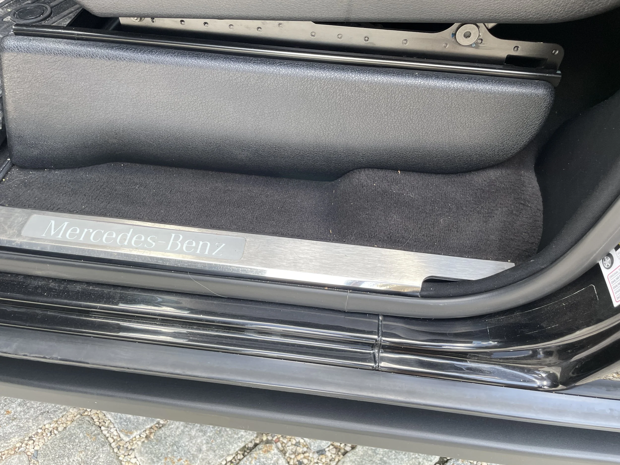 509 DS Door rubber.JPG