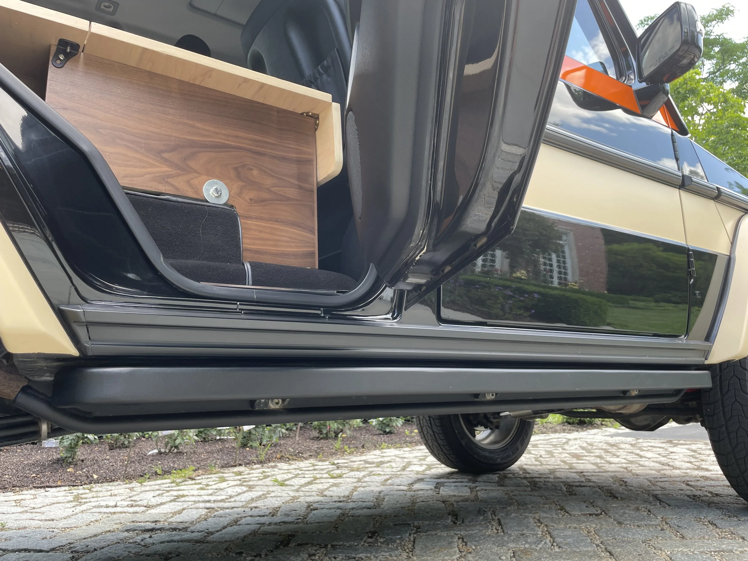 208 PS Rear Door Bottom.JPG