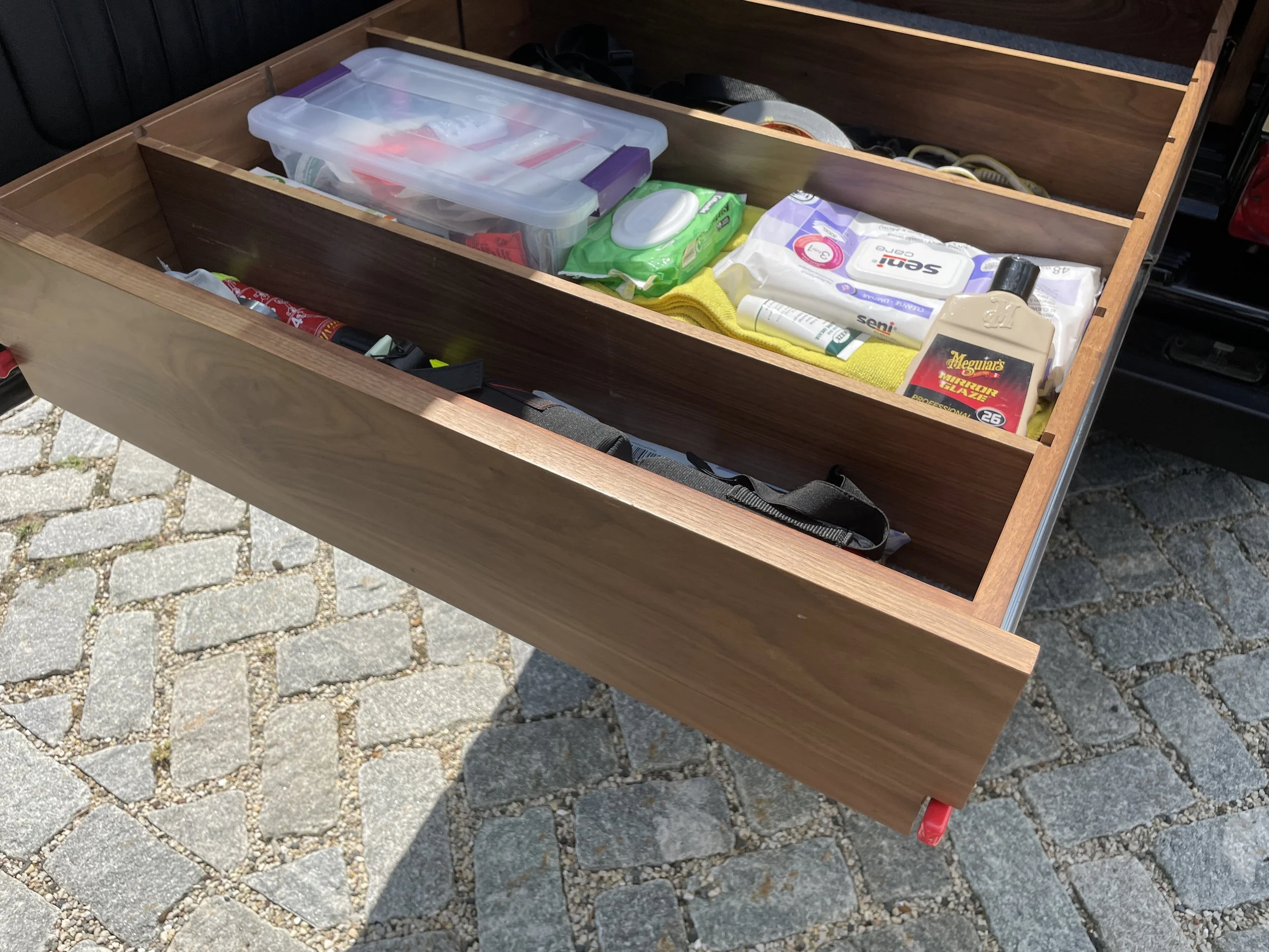 197 Rear Drawer Open.JPG